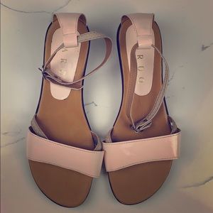 NWOT Bardo Sandals 👡